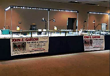 Marty Zinn Tucson show vendor loves Show Off Lighting